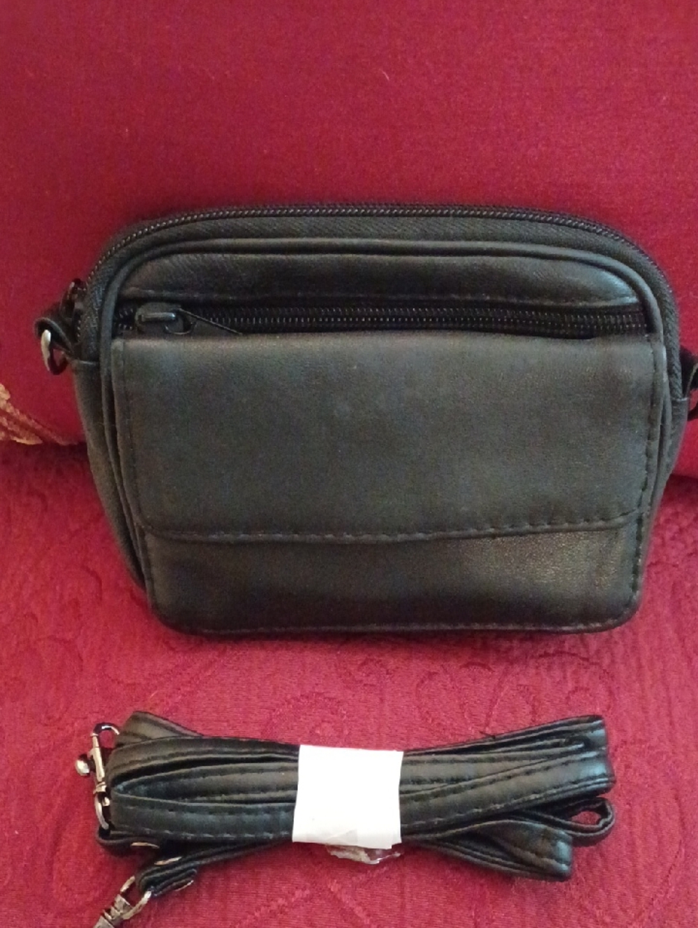 Unisexed Black Belt Bag with Detachable Strap